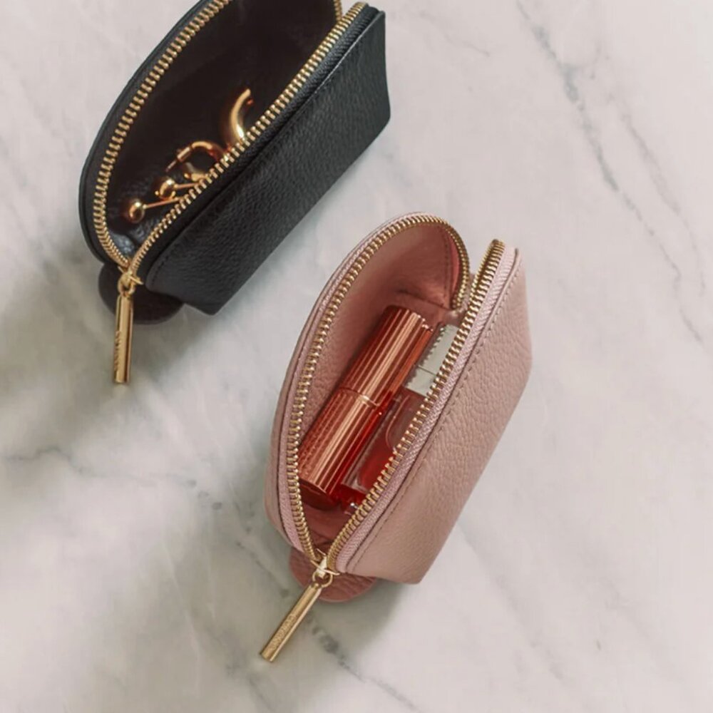 NWT Cuyana Mini Travel Case in Soft Rose Pebbled Leather - Picture 3 of 11